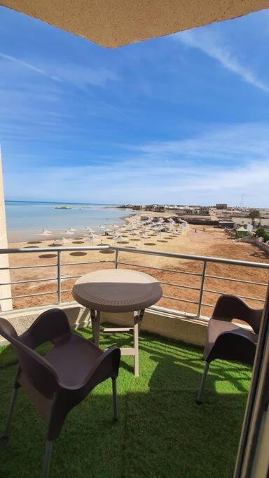Casablanca Beach Direct Sea View Tow Bedroom Apartment Hurghada Luaran gambar