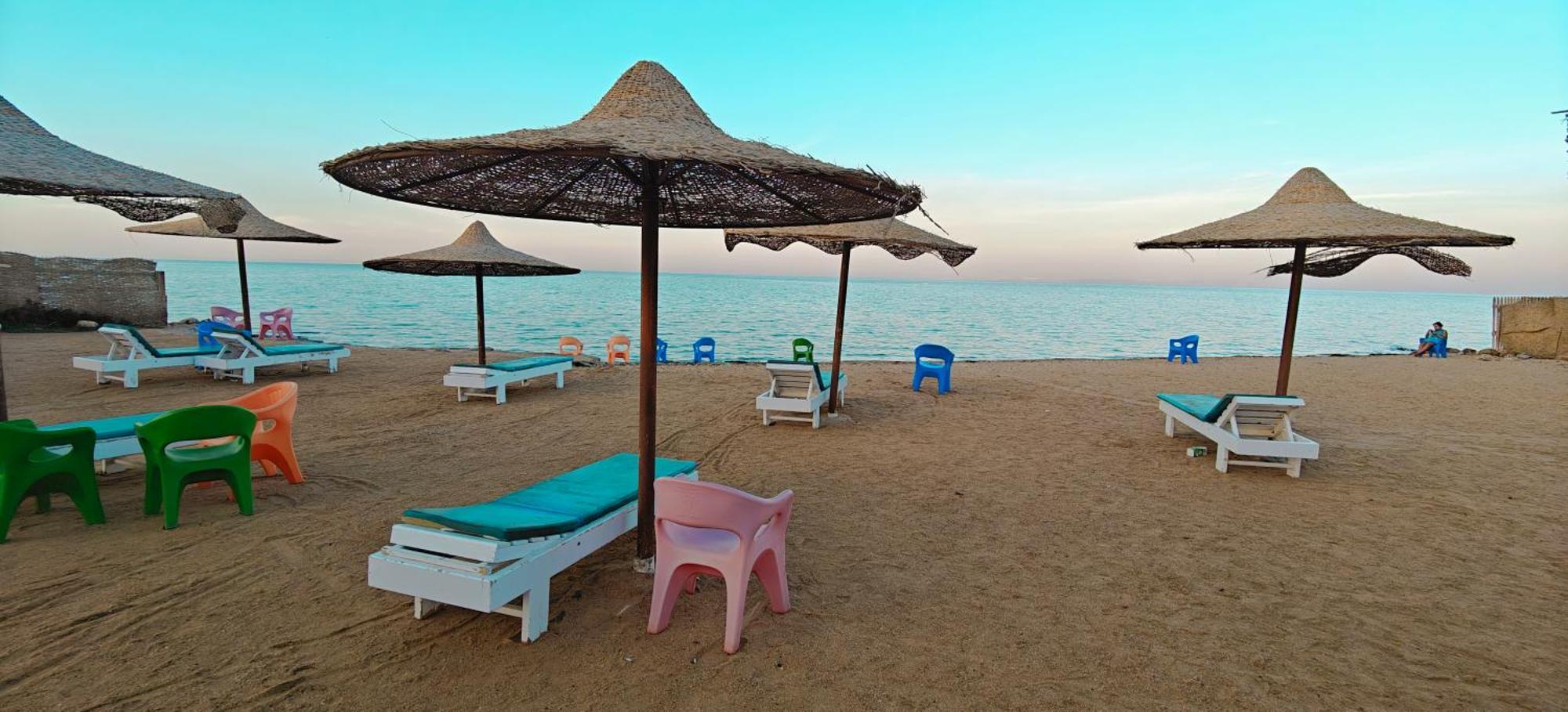 Casablanca Beach Direct Sea View Tow Bedroom Apartment Hurghada Bilik gambar