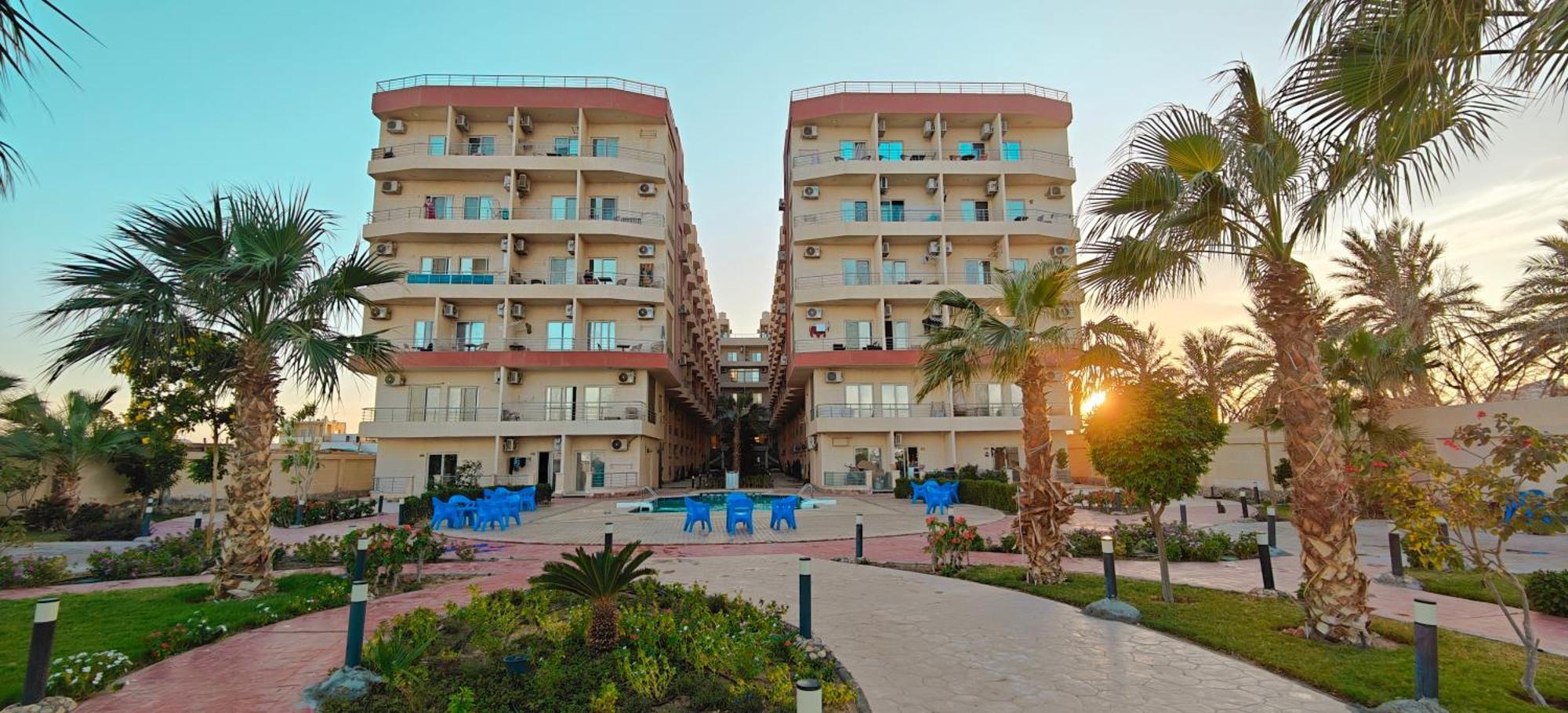 Casablanca Beach Direct Sea View Tow Bedroom Apartment Hurghada Bilik gambar